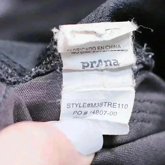 Prana Zion Gray Cargo Shorts Large x 12" inseam M3STRE110 smoke color - Picture 9 of 11